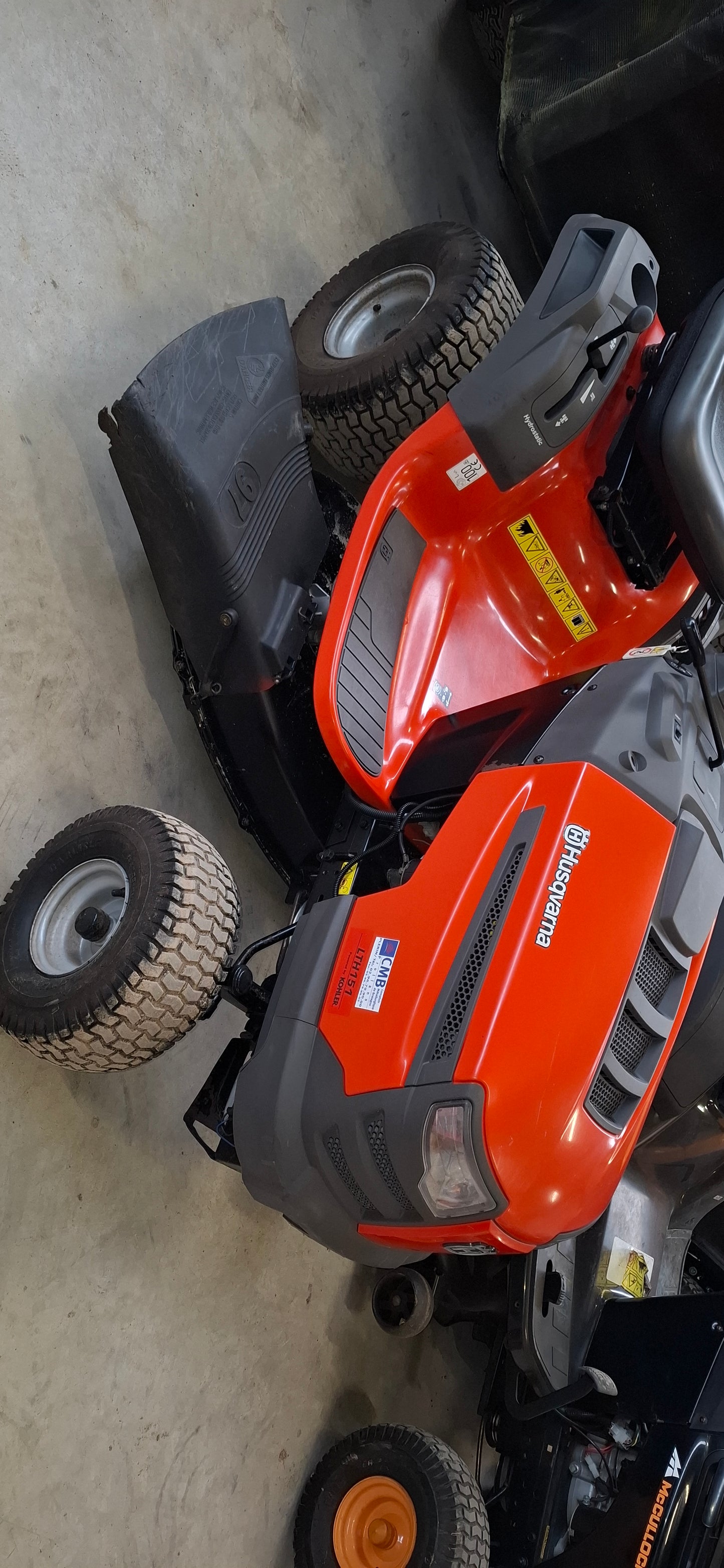 Tracteur tondeuse autoportee occasion husqvarna